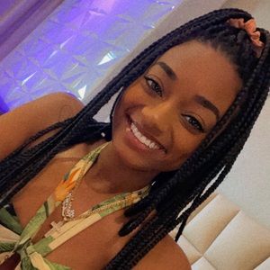 Meet your Posher, Charrie